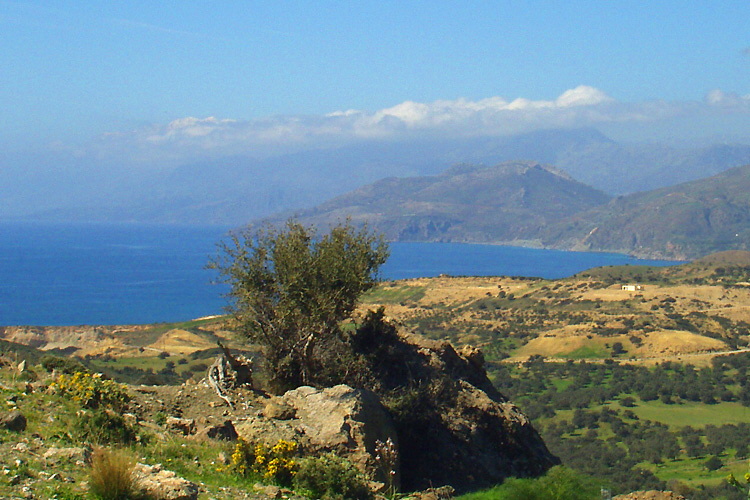 Agios Pavlos: Blick zu den Weißen Bergen